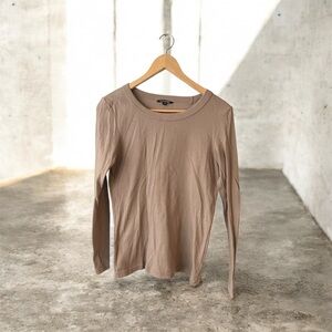 Tahari Women's Classic Tan Brown Long Sleeve Top Large Stretch Chic Versatile